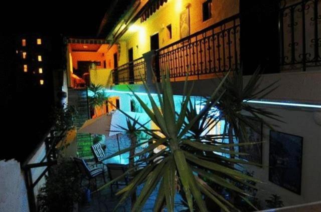Hotel Petunia Néosz Marmarász Kültér fotó