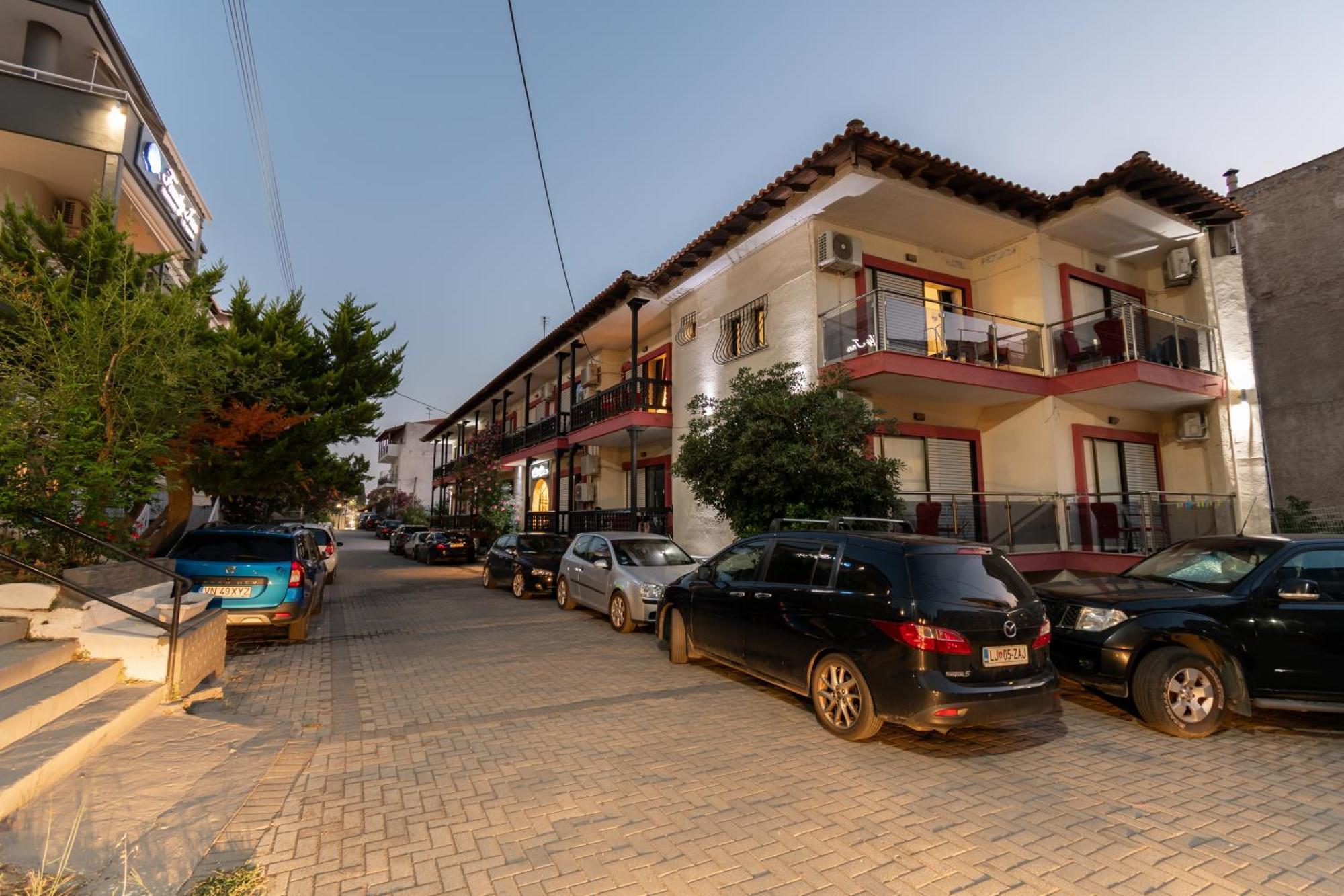 Hotel Petunia Néosz Marmarász Kültér fotó