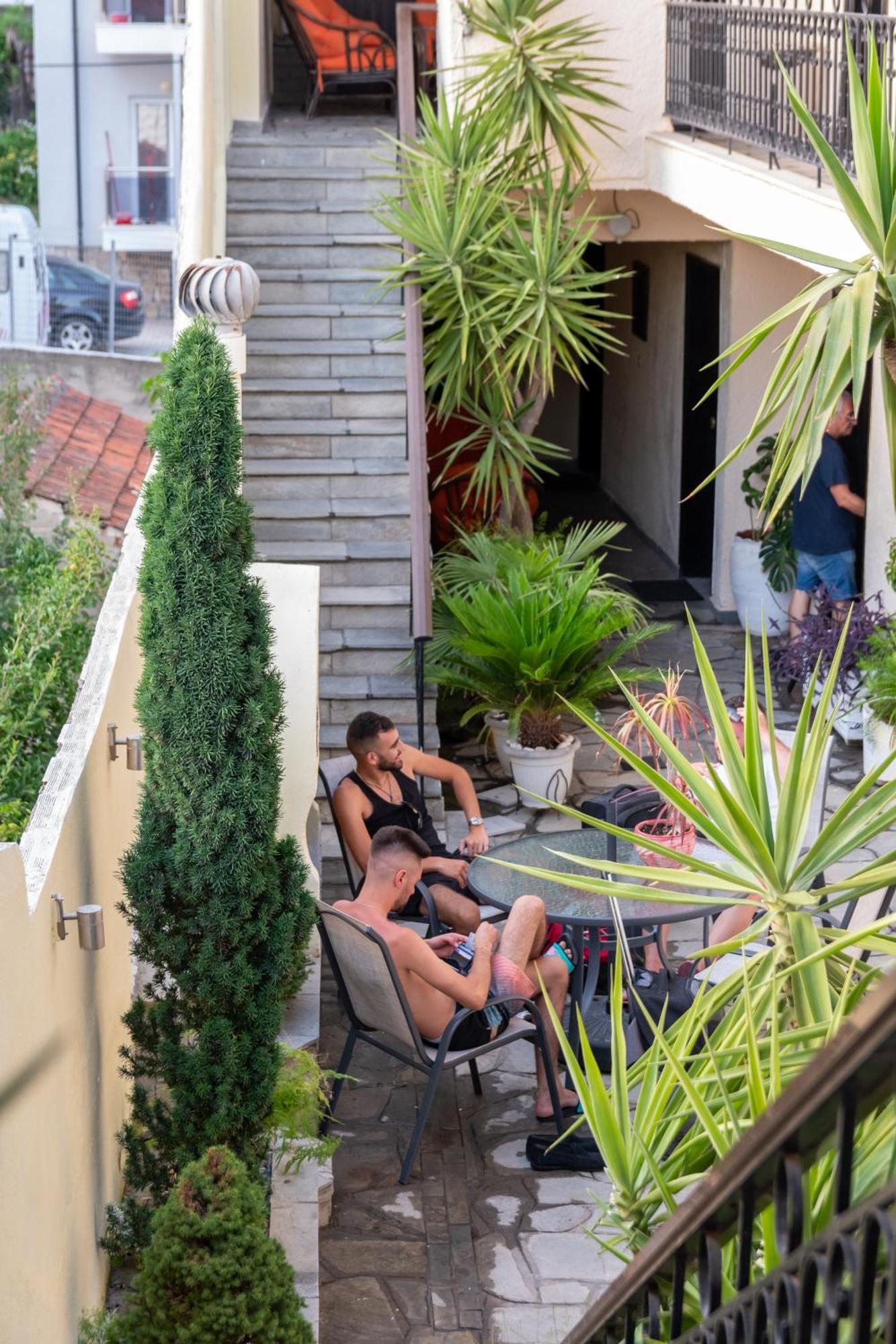 Hotel Petunia Néosz Marmarász Kültér fotó